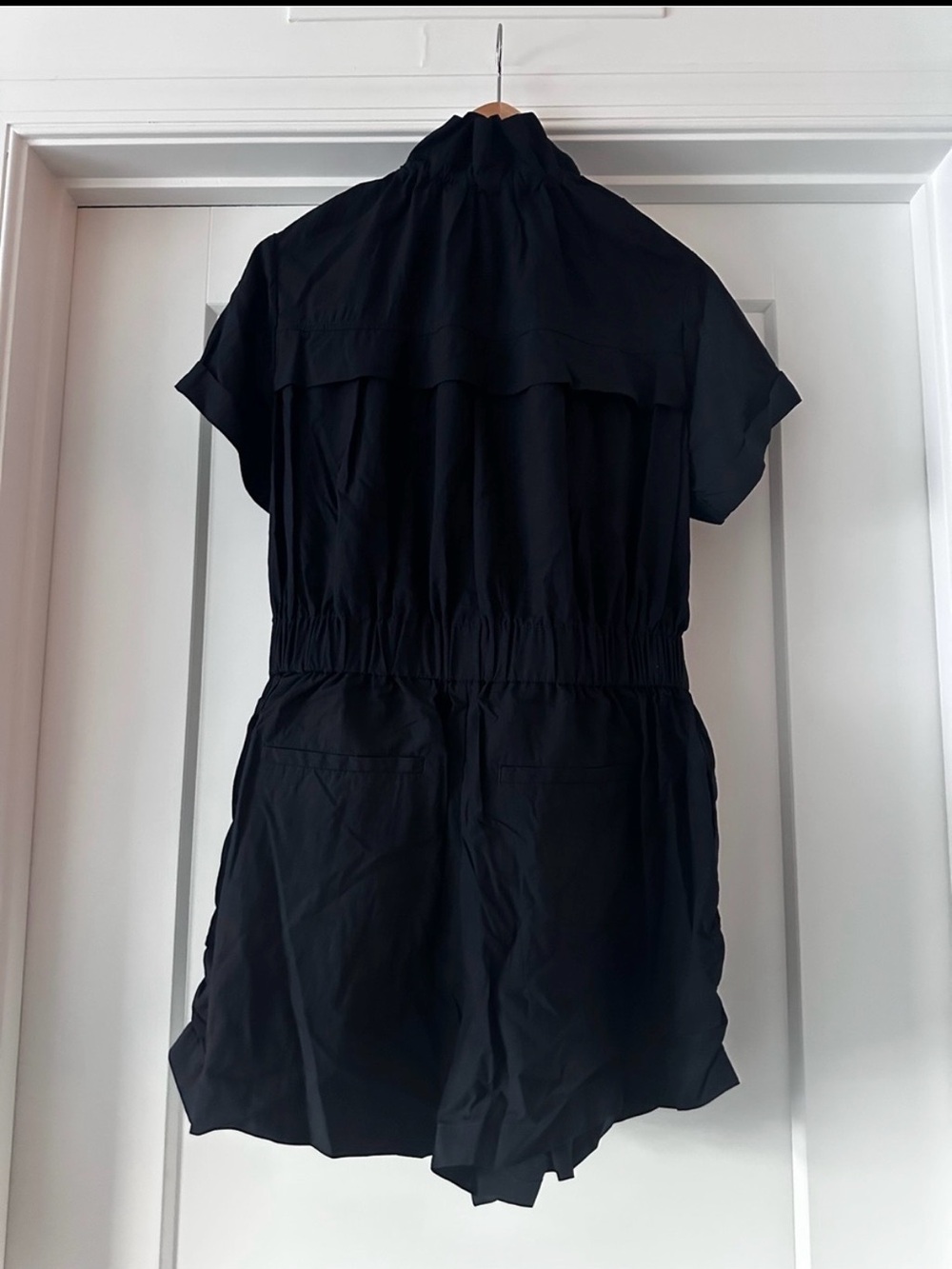 🎯💙 NWT! Navy Blue KBB by KAHLANA Short Sleeve ‘The Utility Romper' - Size
XL - Picture 7 of 10